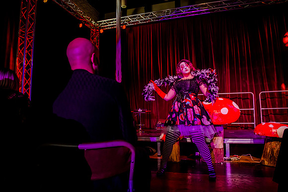 Mad Hatter's Tea Party112472