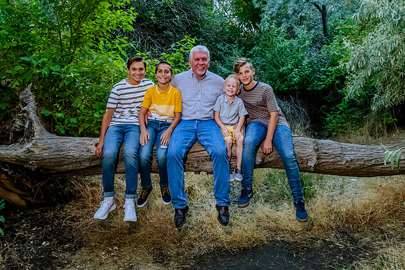583Family Portraits at Wheeler Farm