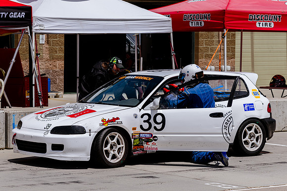 SMRT Racing at UMC 5-25-19_DSC6917