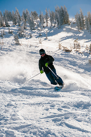 Skiing in the deep stuff at Snowbird-9084