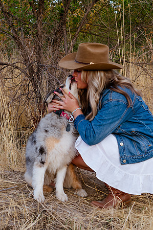 Family Portraits at Wheeler Farm: Alicia Peterson's Blended Family in the Glow of Sunset