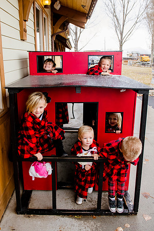 Family Portraits 11-24-2018_DSC5916