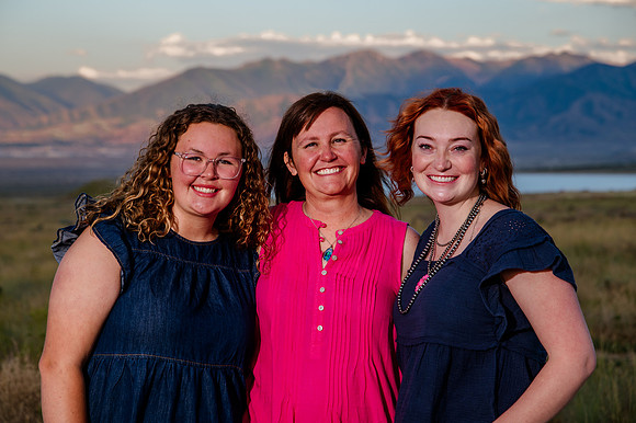 Lund Family Photo Session: Capturing Memories in the West Utah Desert at Sunset
