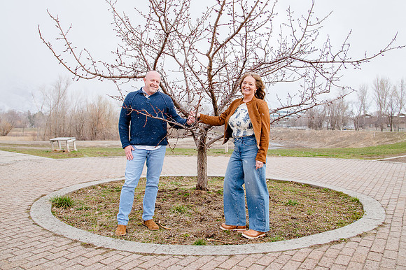 A Snowy Moment & First Kiss Revisited: Heather & Chad’s Engagement at Wheeler Farm