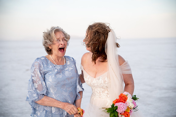 Heather Ohman & Chad Winget’s Windswept Wedding Adventure at the Utah Salt Flats021130