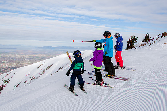 Family Ski at Snowbasin 4-5-17-7635