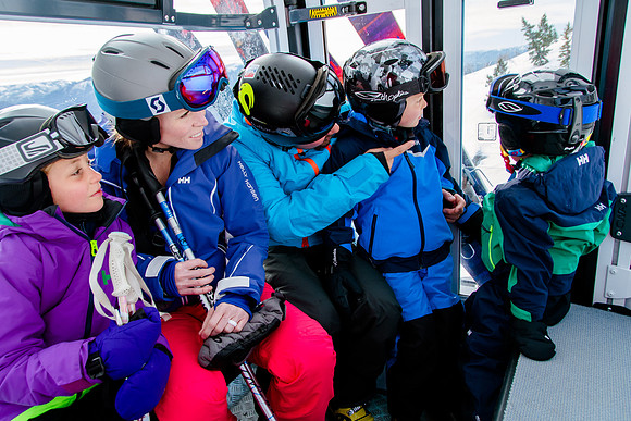Family Ski at Snowbasin 4-5-17-7383