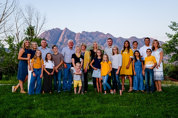 1180Family Portraits at Wheeler Farm