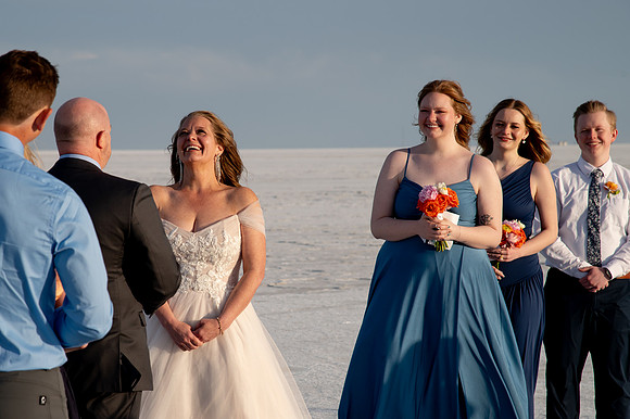 Heather Ohman & Chad Winget’s Windswept Wedding Adventure at the Utah Salt Flats020903
