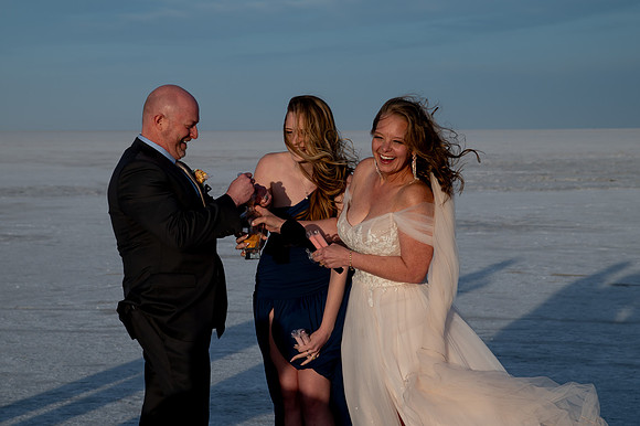 Heather Ohman & Chad Winget’s Windswept Wedding Adventure at the Utah Salt Flats021009
