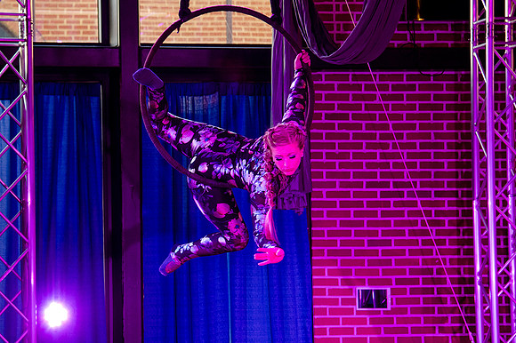 Kiki Cabaret 39692