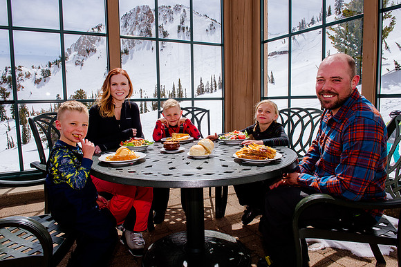 Family Ski at Snowbasin 4-5-17-8063-2