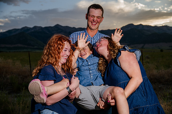 Lund Family Photo Session: Capturing Memories in the West Utah Desert at Sunset