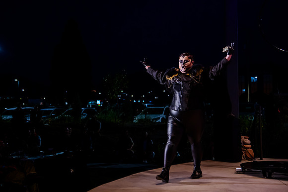 Birdlesque Takes Flight: Burlesque Meets Nature at Tracy Aviary’s Fundraising Cabaret