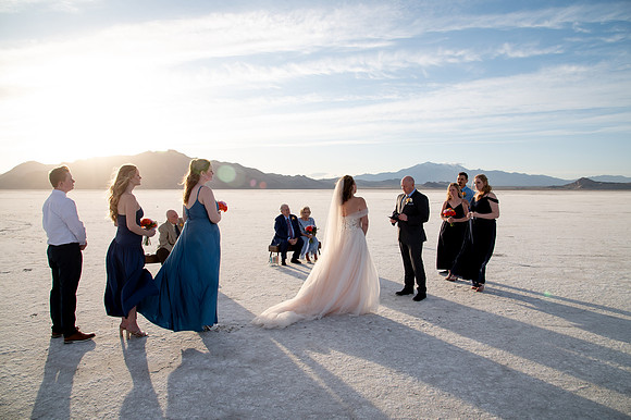 Heather Ohman & Chad Winget’s Windswept Wedding Adventure at the Utah Salt Flats020884
