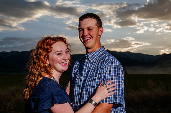 Lund Family Photo Session: Capturing Memories in the West Utah Desert at Sunset