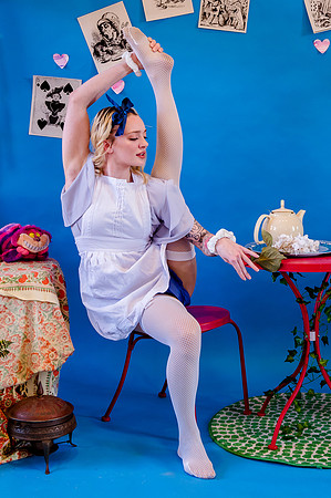 Mad Hatter's Tea Party112069