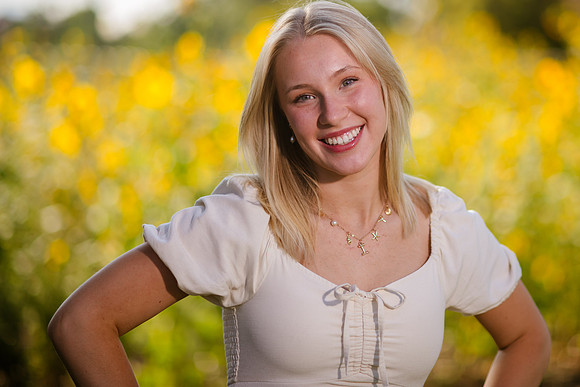 Family Portraits at Wheeler Farm: Alicia Peterson's Blended Family in the Glow of Sunset