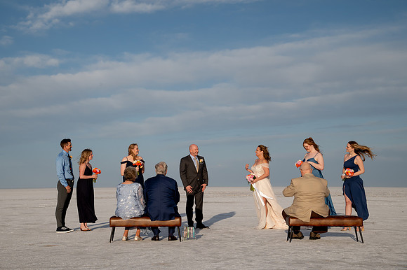 Heather Ohman & Chad Winget’s Windswept Wedding Adventure at the Utah Salt Flats020758