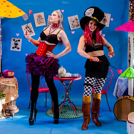 Mad Hatter's Tea Party112189