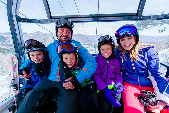 Family Ski at Snowbasin 4-5-17-7895-2
