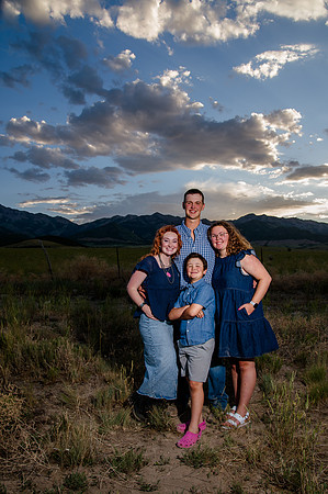Lund Family Photo Session: Capturing Memories in the West Utah Desert at Sunset