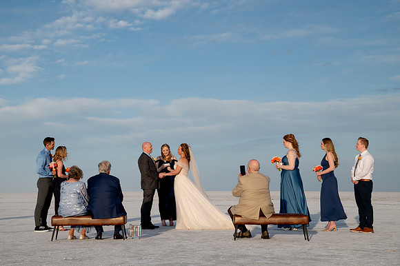 Heather Ohman & Chad Winget’s Windswept Wedding Adventure at the Utah Salt Flats020922