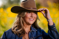Family Portraits at Wheeler Farm: Alicia Peterson's Blended Family in the Glow of Sunset