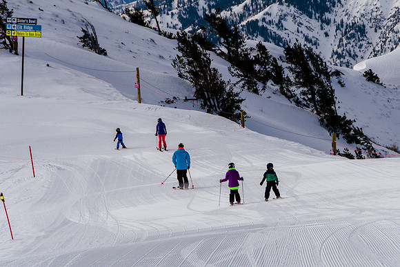 Family Ski at Snowbasin 4-5-17-7728