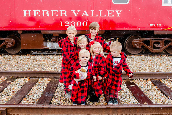 Family Portraits 11-24-2018_DSC6048