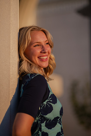 Missionary Photoshoot: Isabelle Petersen at Bountiful Temple
