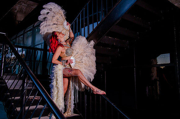 Kiki Cabaret 39876