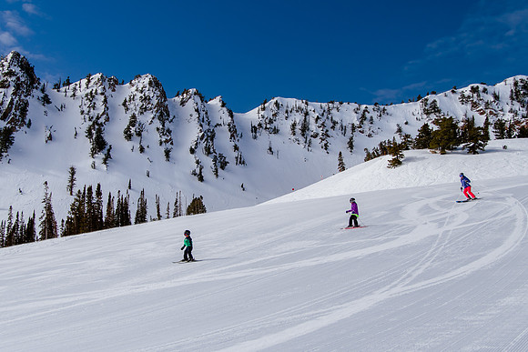 Family Ski at Snowbasin 4-5-17-8173