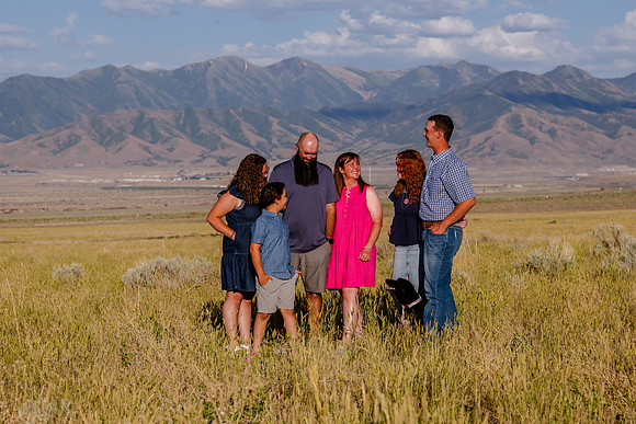 Lund Family Photo Session: Capturing Memories in the West Utah Desert at Sunset