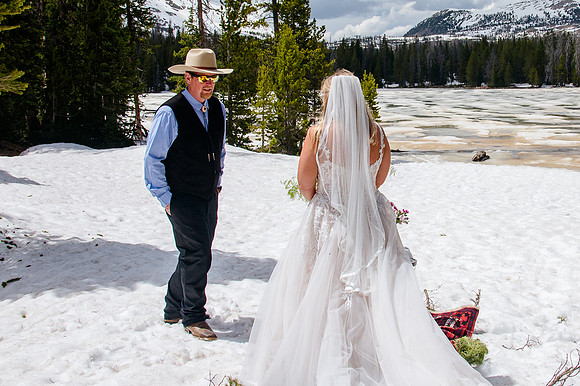 now in June: Megan Collins and Seth Underwood's Mountain Wedding