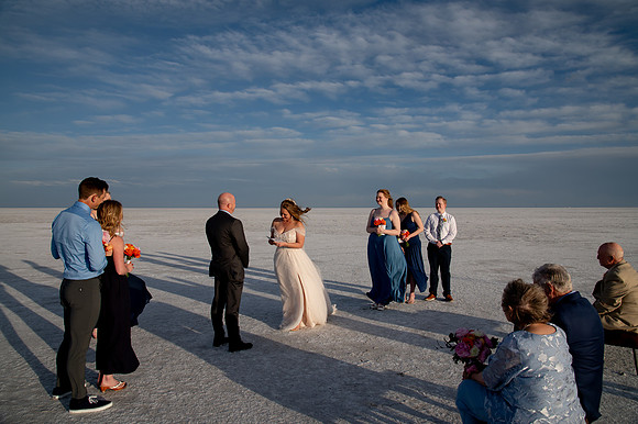 Heather Ohman & Chad Winget’s Windswept Wedding Adventure at the Utah Salt Flats020840