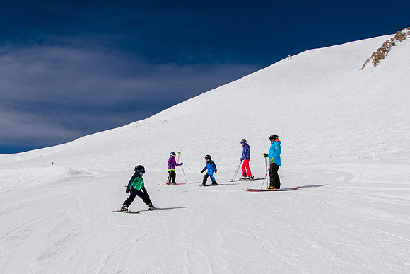Family Ski at Snowbasin 4-5-17-8553