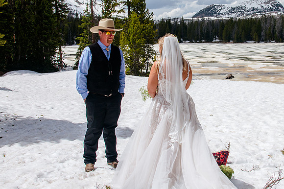now in June: Megan Collins and Seth Underwood's Mountain Wedding