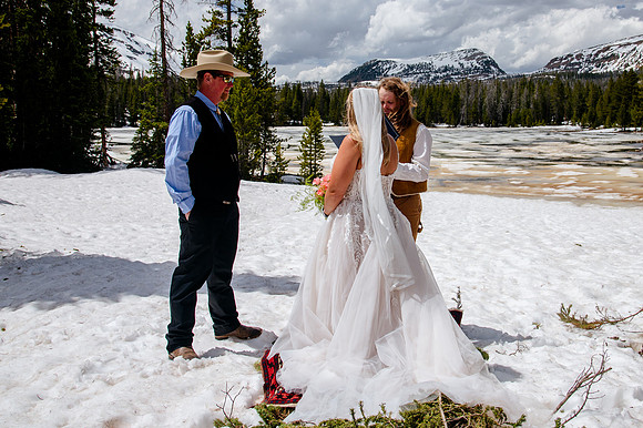 now in June: Megan Collins and Seth Underwood's Mountain Wedding