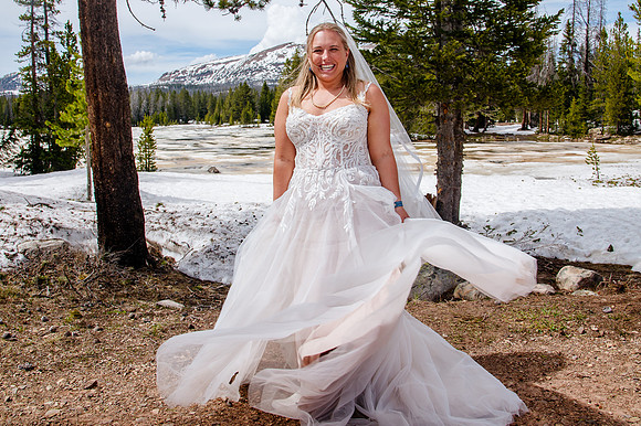now in June: Megan Collins and Seth Underwood's Mountain Wedding
