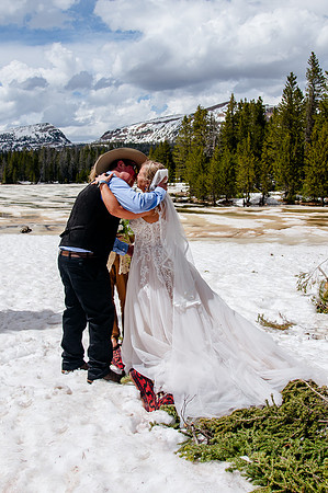 now in June: Megan Collins and Seth Underwood's Mountain Wedding