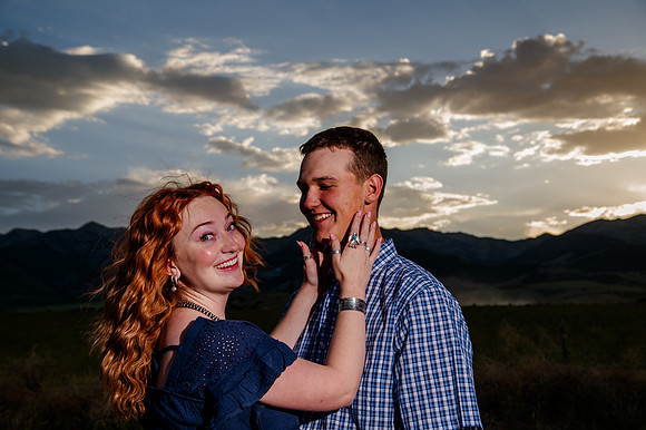 Lund Family Photo Session: Capturing Memories in the West Utah Desert at Sunset