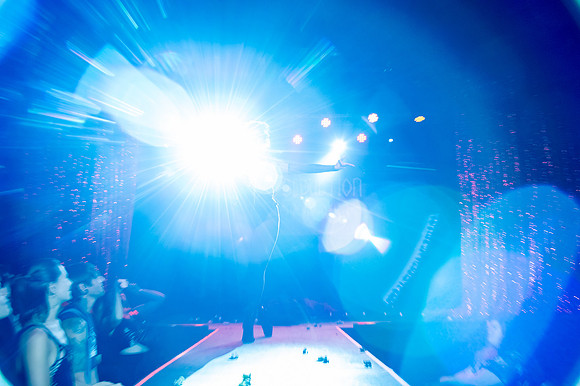 Steel and Seduction – A Night of Grit, Glam, and Fire at Metro Music Hall9577