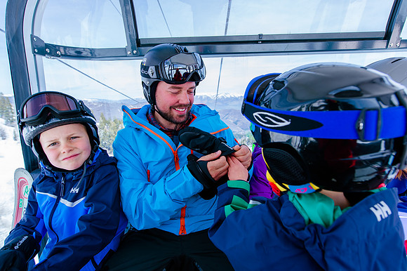 Family Ski at Snowbasin 4-5-17-7940-2