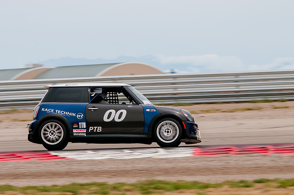Brian Smyer NASA 2013-7379