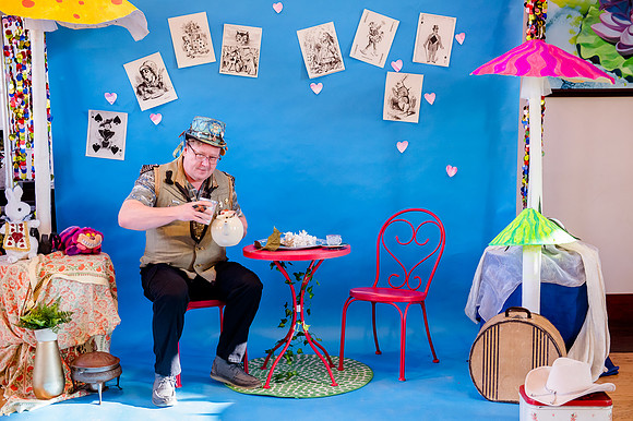 Mad Hatter's Tea Party112165
