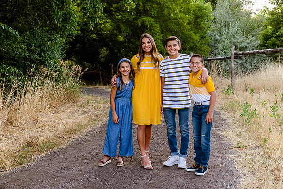 894Family Portraits at Wheeler Farm