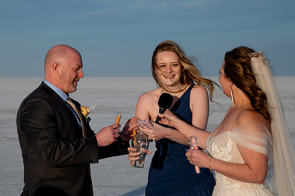 Heather Ohman & Chad Winget’s Windswept Wedding Adventure at the Utah Salt Flats020998