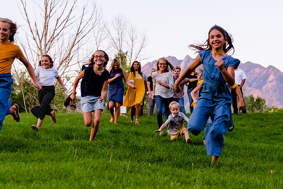 1205Family Portraits at Wheeler Farm