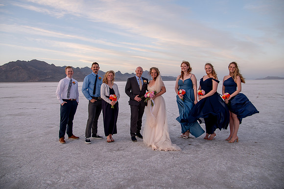 Heather Ohman & Chad Winget’s Windswept Wedding Adventure at the Utah Salt Flats021189